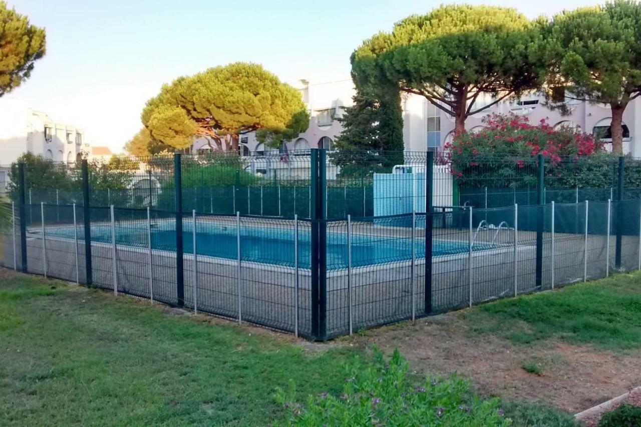 Studio Avec Piscine - Proche Mer - 27M2 Le Grau-du-Roi Exterior photo